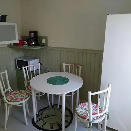 Ala-lemun Kartano * Kaarina