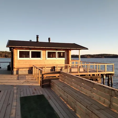 Ala-lemun Kartano * Kaarina