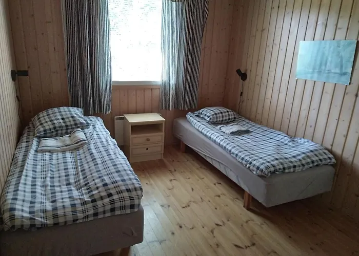 Ala-lemun Kartano * كارينا